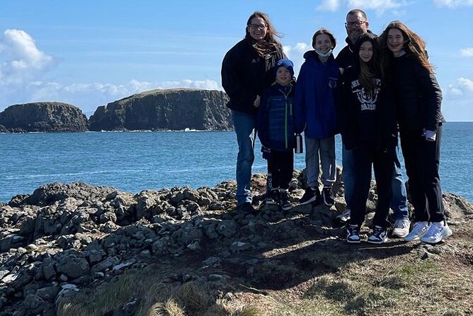 Luxury Giants Causeway Tour in Mercedes + FREE Belfast Mural Tour - The Giant’s Causeway is the day’s essential stop
