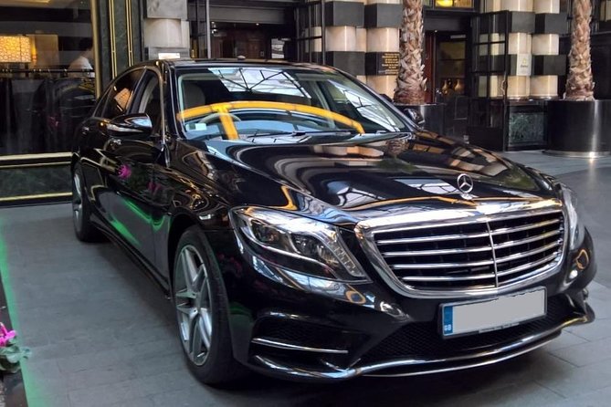 Luxury Private Hire Tour for 2- 6 people around Northern Ireland - Why a private Belfast tour makes sense