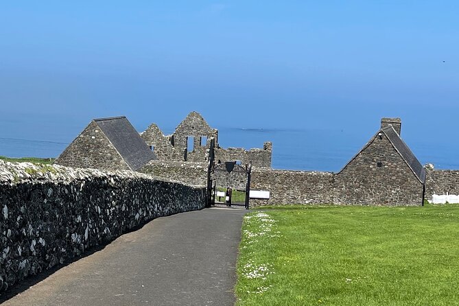 Luxury Tour of Giants Causeway from Belfast - Carrick-a-Rede Rope Bridge: the day’s physical challenge