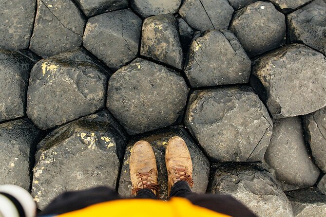 Morning Giant's Causeway Half Day Tour from Belfast - Guides, commentary, and the tone of the ride