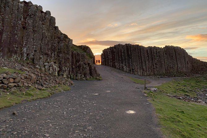 Northern Highlights Full-Day Guided Tour in Northern Ireland - Belfast highlights before the coast