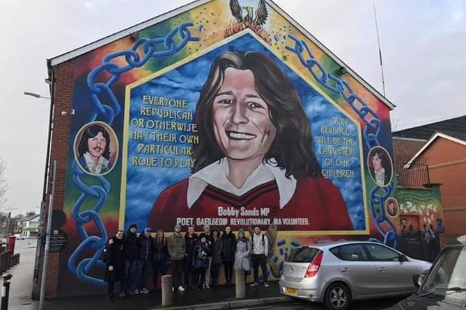 Official World Famous Belfast Taxi Tour ™ - From Bobby Sands to the International Wall