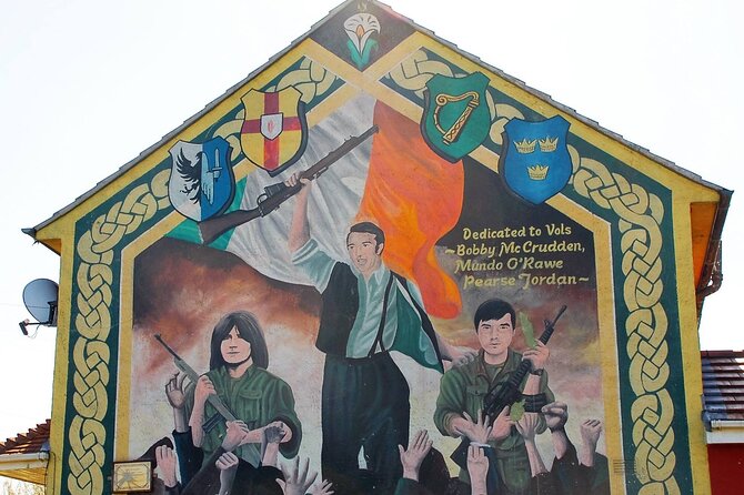 Original Private Belfast Troubles and Peace Cab/Taxi Tour 2 Hours - Belfast Gaol and Saint Peter’s Cathedral