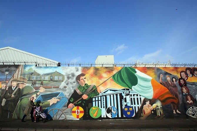 Political Taxi Tour Belfast (1-7 People) - Why this short Belfast tour matters