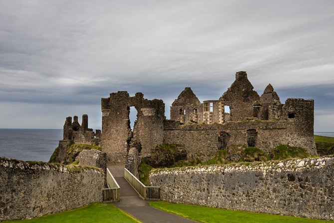 Private Giants Causeway and Antrim Coast Tour - Ballintoy Harbour and White Park Bay