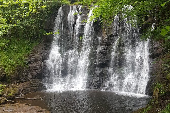 Private tour of the Antrim coast , Giants Causeway and Game of Throne locations - Reaching the Giant’s Causeway