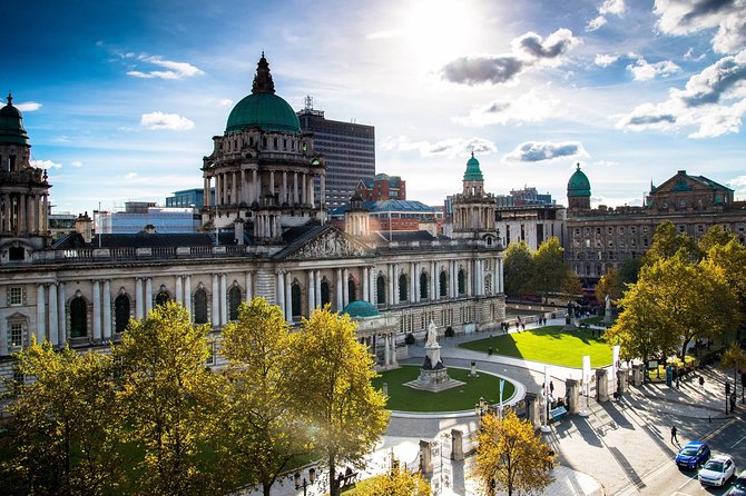 Private Transfer from Belfast City Airport (BHD) to Belfast Central - The 20-minute journey into Belfast Central