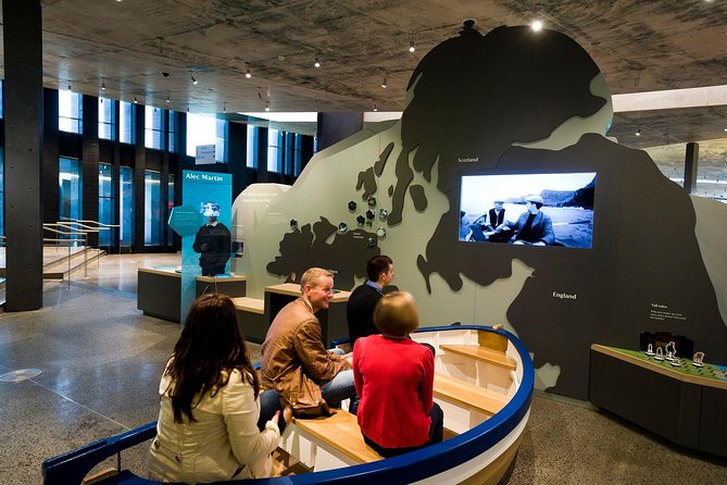 (Small Group) Shore Tour from Belfast: Giant's Causeway and Belfast Day Trip - The small-group promise and the vehicle question