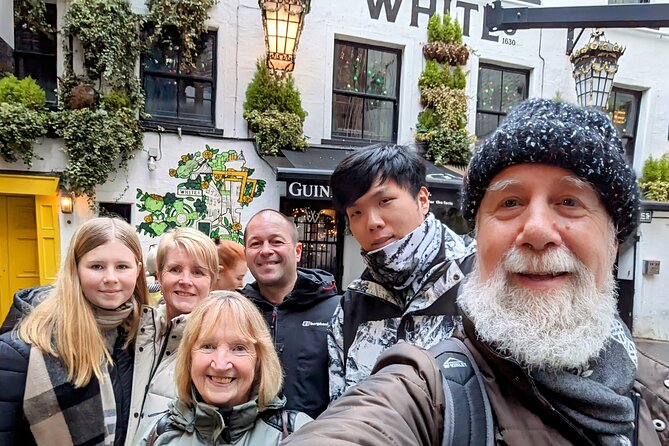 The Real Story of Belfast walking tour with a local guide - Key points to know before you book