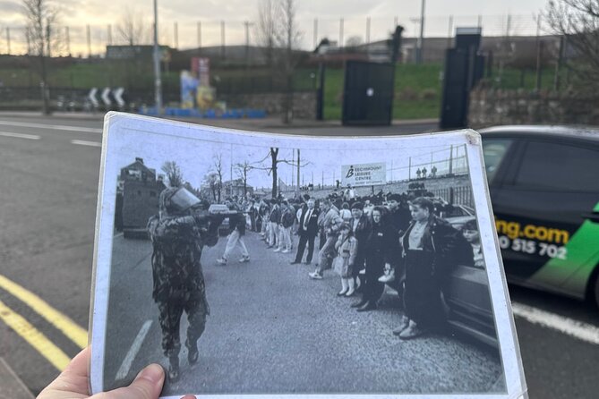The Troubles and iconic award winning taxi 2hr private cab tour - Clonard Monastery and quiet peace talks